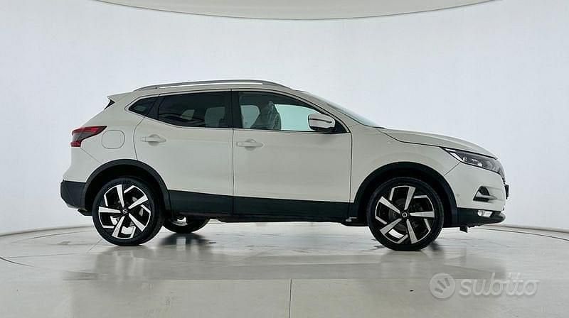 Używany Nissan Qashqai Tekna 150 KM (110 kW) 2020 Biały SUV