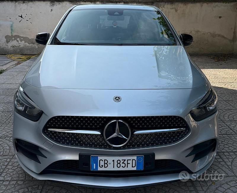 Usata 2019 Mercedes B200 Monovolume | 19.999 € (Ottimo prezzo) - Immagine 1/4