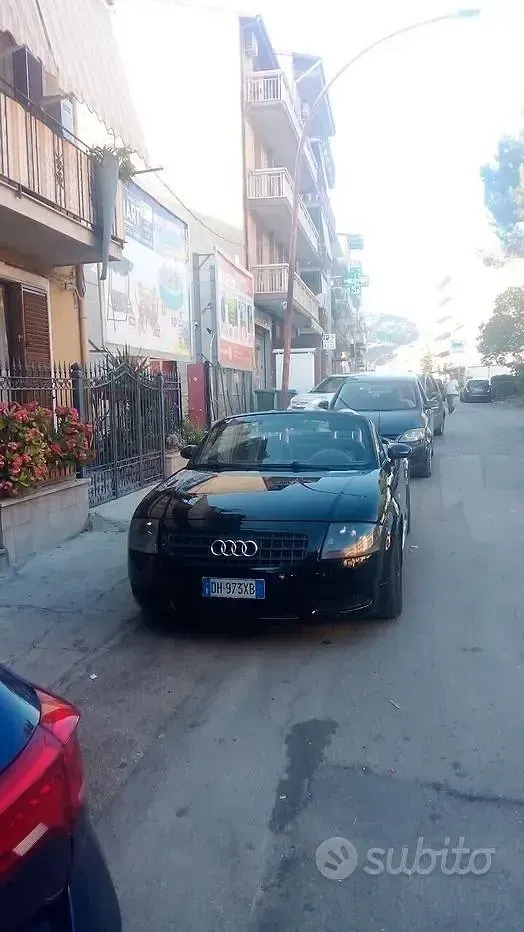 Usata Audi TT Roadster 150 CV (110 kW) 2007 Nero Cabrio