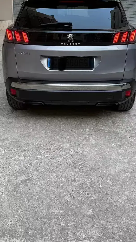 Usata Peugeot 3008 Allure 131 CV (96 kW) 2023 Grigio SUV