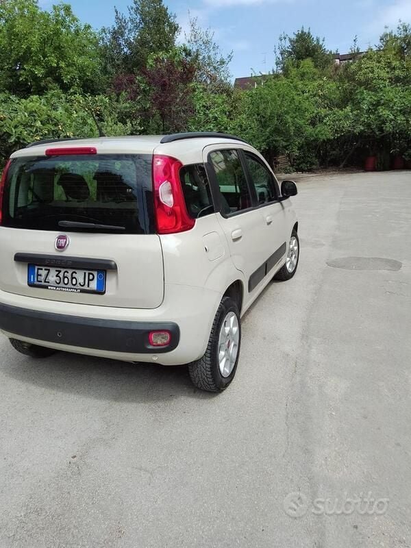 Usata Fiat Panda 70 CV (51 kW) 2015 Bianco Utilitaria