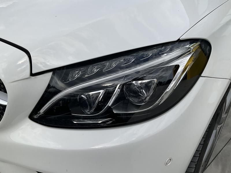 Usata Mercedes C220 Premium 170 CV (125 kW) 2018 Bianco pastello Coupé