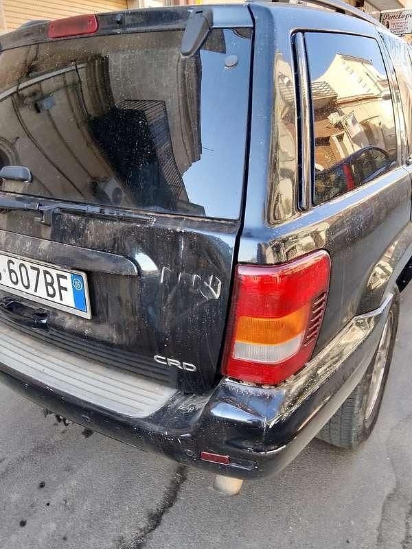 Usata Jeep Cherokee Overland 116 CV (85 kW) 2005 SUV