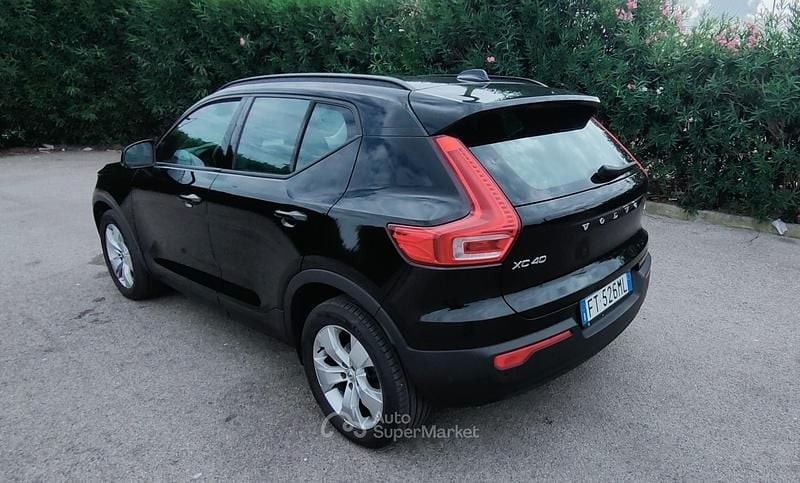 Usata Volvo XC40 150 CV (110 kW) 2018 Nero SUV