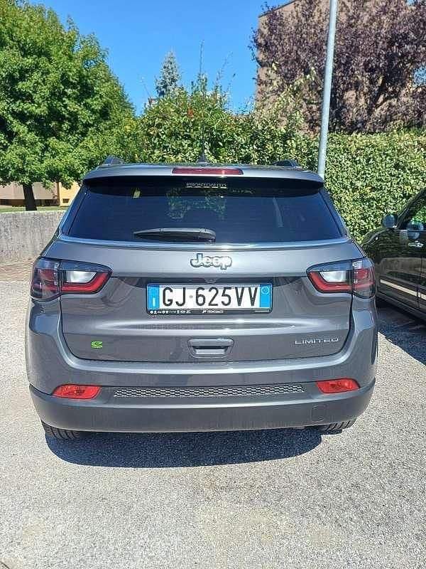 Grigio Usata 2022 Jeep Compass SUV | 23.000 € (Buon prezzo) - Immagine 1/4