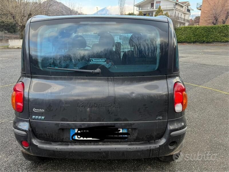 Usata Fiat Multipla 116 CV (85 kW) 2003 Nero Monovolume
