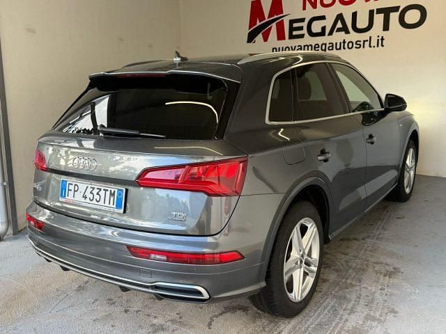 Usata Audi Q5 S-line plus 163 CV (119 kW) 2018 Grigio SUV
