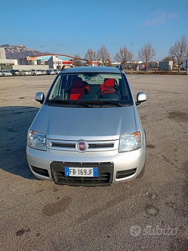 Usata Fiat Panda 77 CV (56 kW) 2010 Grigio Berlina