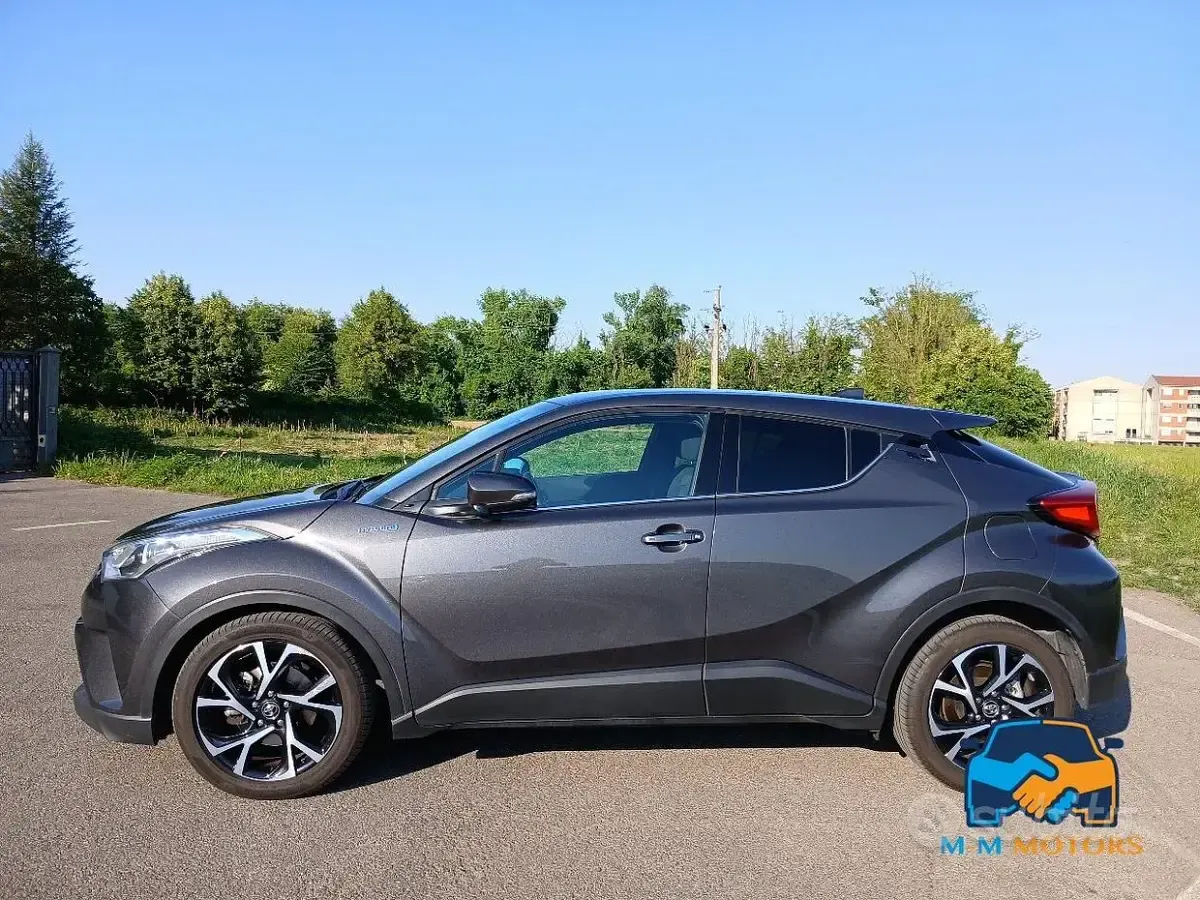 Usata Toyota C-HR Trend 98 CV (72 kW) 2018 SUV
