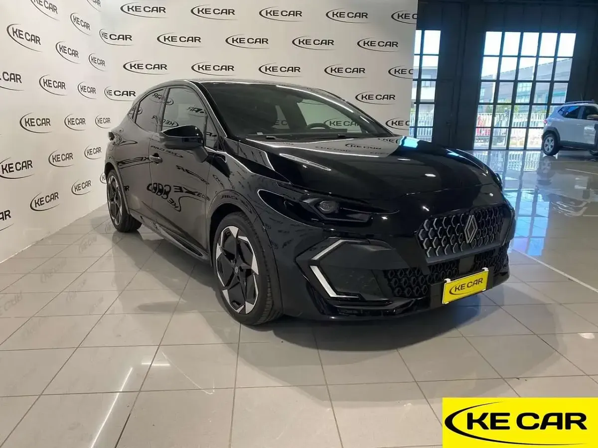 Nuova Renault Clio V Techno 114 CV (83 kW) 2026 Nero Utilitaria