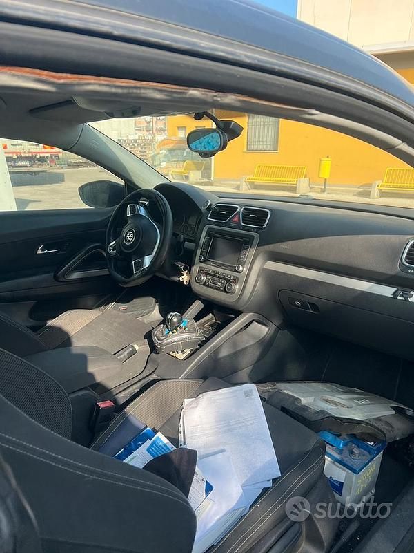 Begagnad VW Scirocco 2009