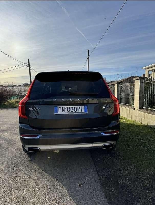 Usado Volvo XC90 Plus 200 HP (147 kW) 2019 SUV