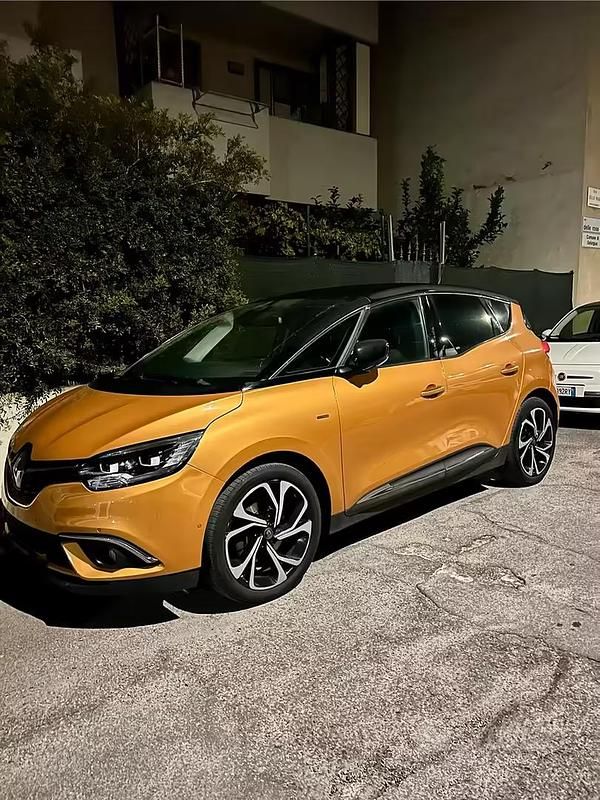 Usata Renault Scénic IV 110 CV (80 kW) 2017 Monovolume