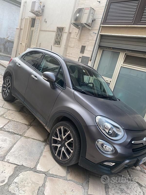 Usata Fiat 500X Cross 140 CV (102 kW) 2016 Grigio SUV
