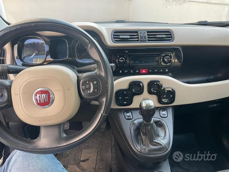 Nero Usata 2014 Fiat Panda Due volumi | 5500 € (Buon prezzo) - Immagine 1/4