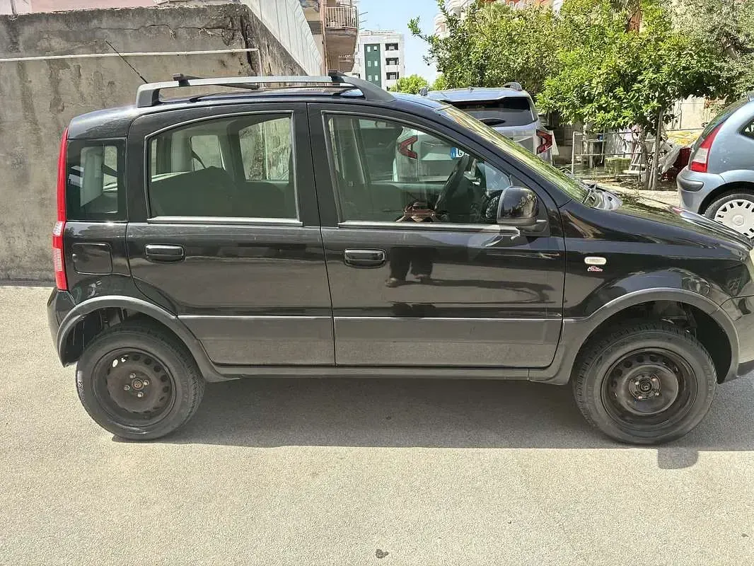 Usata Fiat Panda 4x4 Climbing 69 CV (50 kW) 2012 Utilitaria