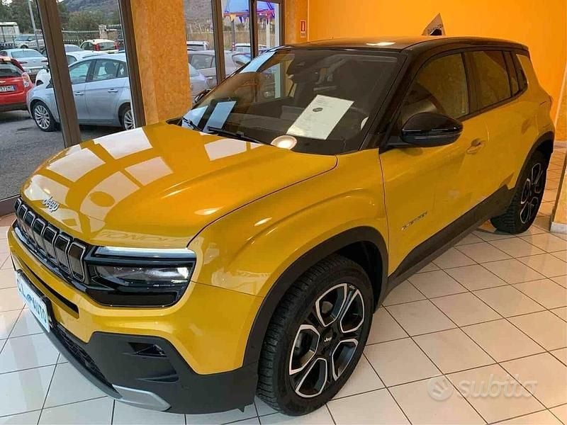Usata Jeep Avenger Summit 100 CV (73 kW) 2023 Giallo SUV