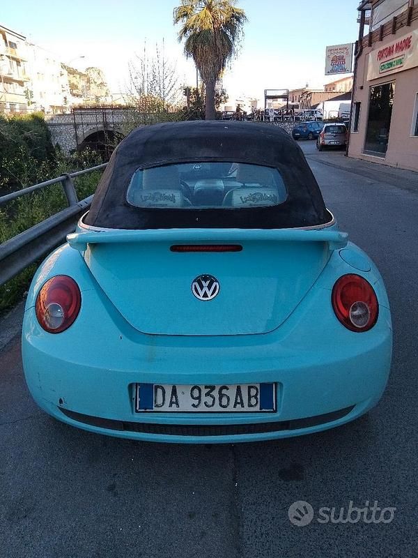 Usata VW New Beetle 105 CV (77 kW) 2006 Utilitaria