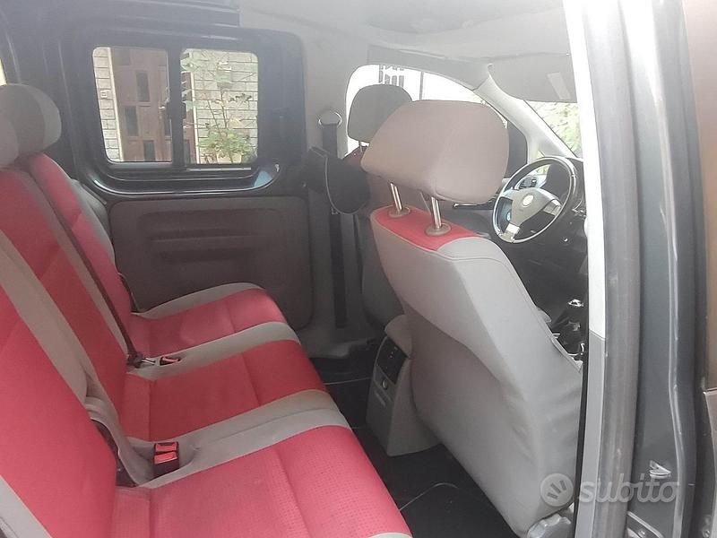 Usata VW Caddy 109 CV (80 kW) 2010 Blu Monovolume