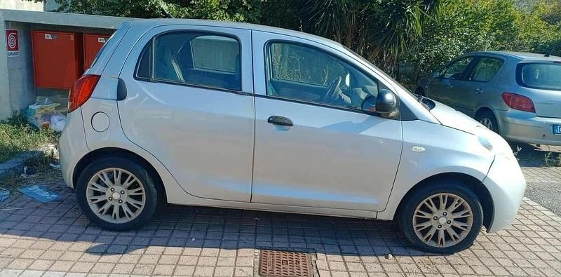 Usata DR DR1 83 CV (61 kW) 2011 Argento Utilitaria