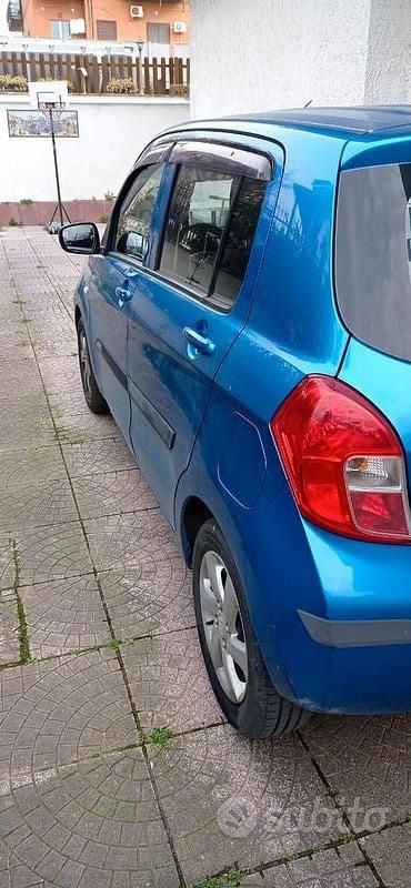 Usata Suzuki Celerio 68 CV (50 kW) 2015 Blu Utilitaria
