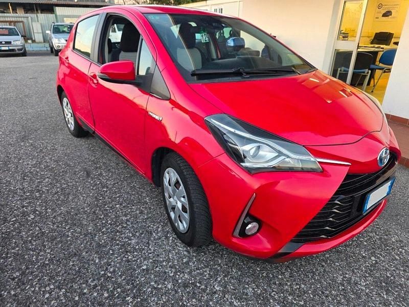 Altro Usata 2019 Toyota Yaris Hybrid Active Tre volumi | 12.950 € (Ottimo prezzo) - Immagine 1/4