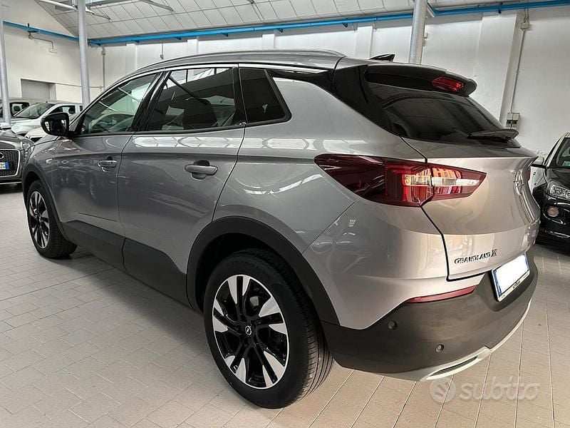 Usata Opel Grandland X Ultimate 130 CV (95 kW) 2019 Grigio SUV