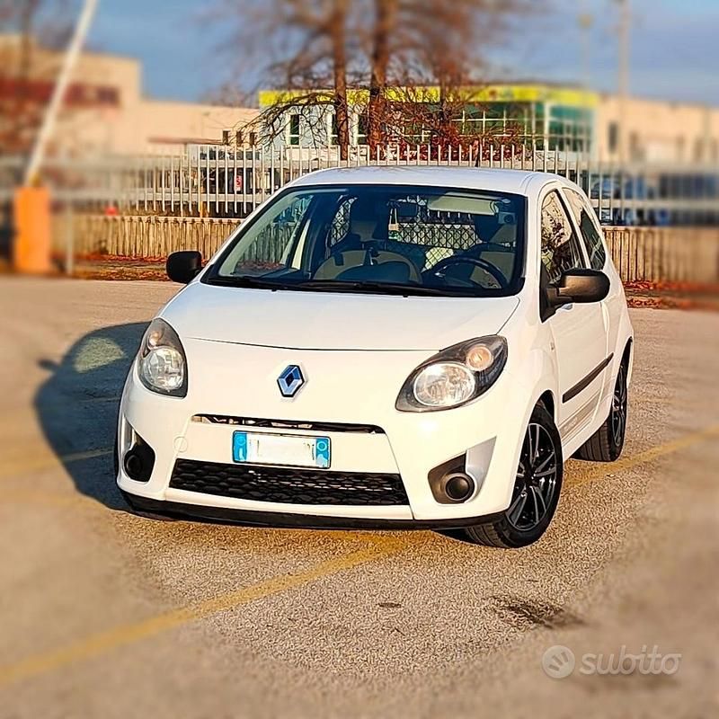 Usata Renault Twingo 75 CV (55 kW) 2011 Bianco Utilitaria