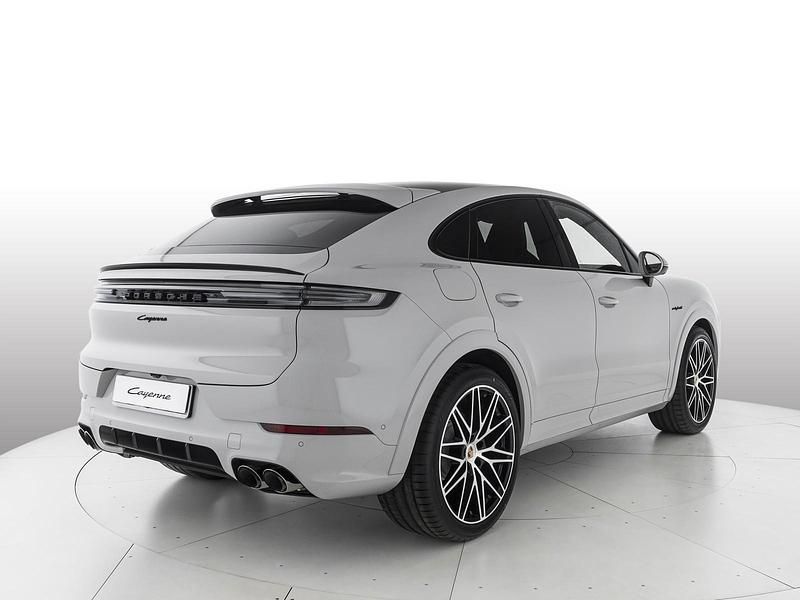 Nuova Porsche Cayenne 2026 SUV