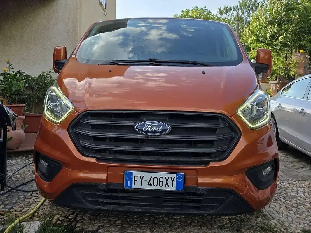 Usata Ford Transit Custom Trend 131 CV (96 kW) 2019 Arancione Furgone