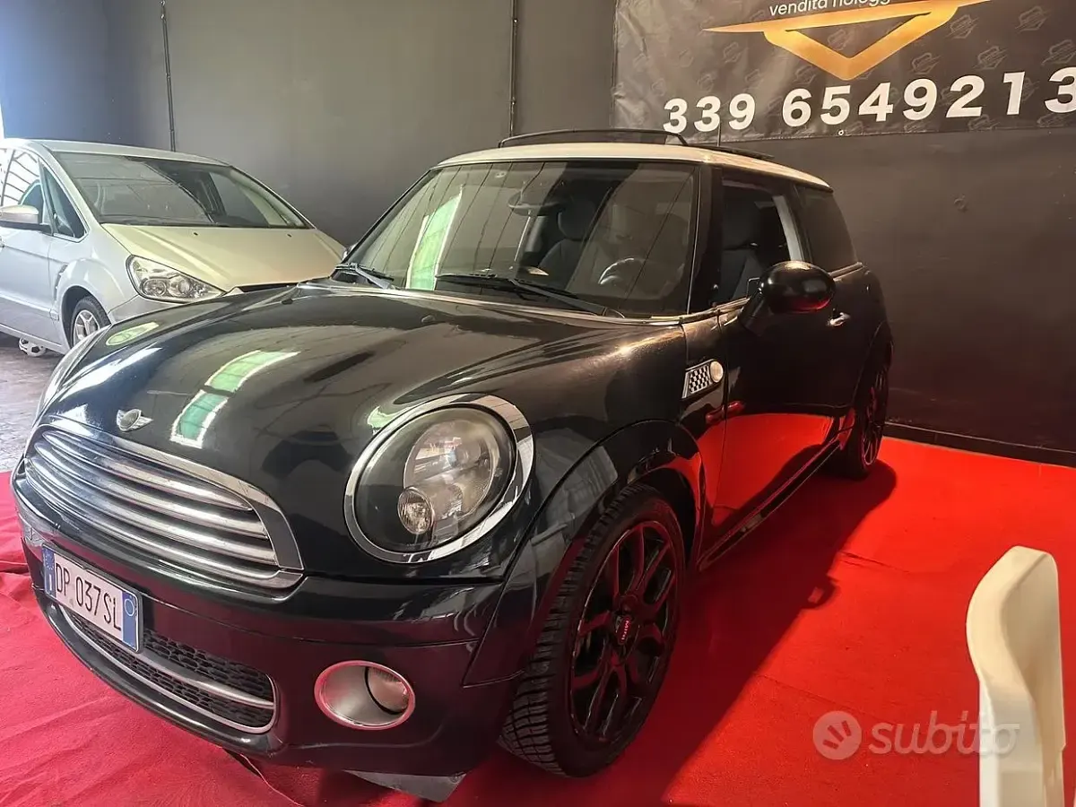 Usata Mini Cooper D 109 CV (80 kW) 2008 Verde Utilitaria
