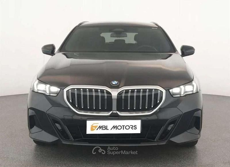 Usata BMW 520 M Sport 197 CV (144 kW) 2024 Nero Station wagon