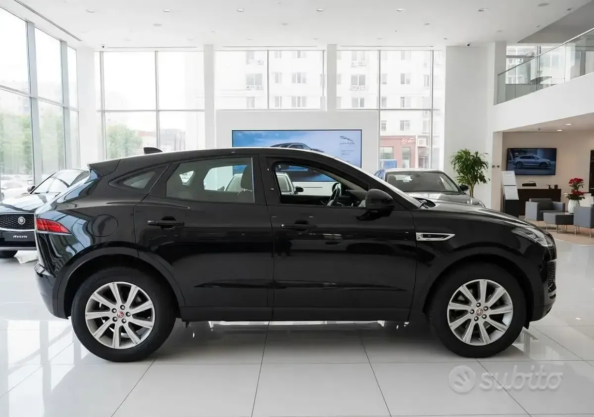 Usata Jaguar E-Pace 200 CV (147 kW) 2018 Nero SUV