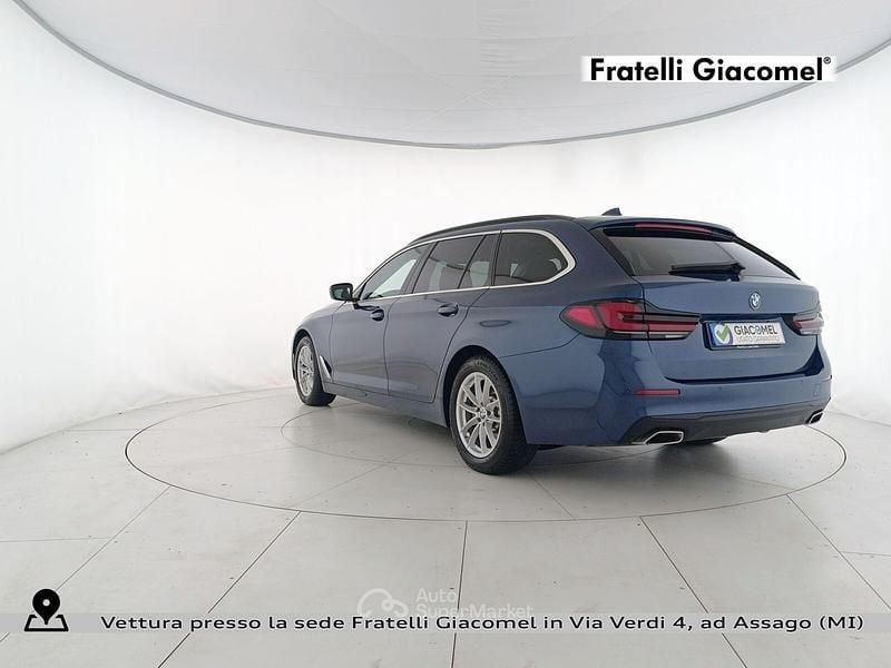 Usata BMW 520 Comfort Edition 190 CV (139 kW) 2022 Bleu Station wagon