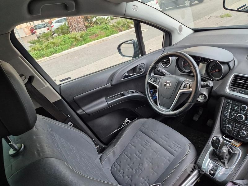 Usata Opel Meriva 120 CV (88 kW) 2016 Grigio Monovolume