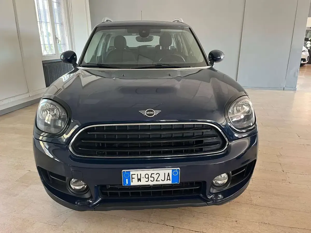 Usata Mini One Countryman 102 CV (75 kW) 2019 Blu/azzurro SUV