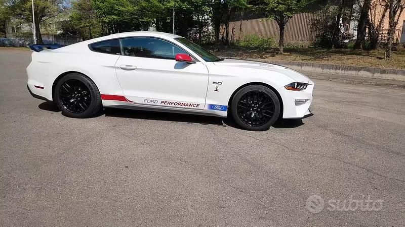 Usata Ford Mustang GT 2019 Bianco Coupé