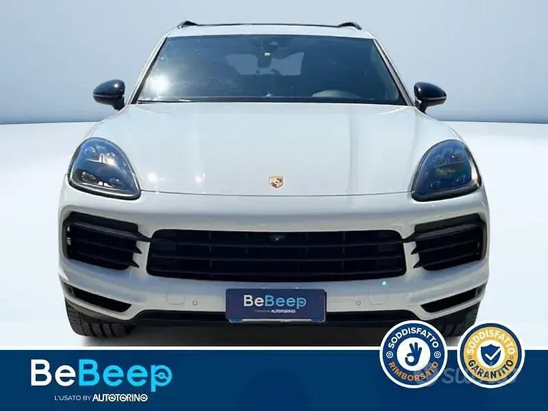 Usata Porsche Cayenne 441 CV (324 kW) 2018 Grigio opaco SUV