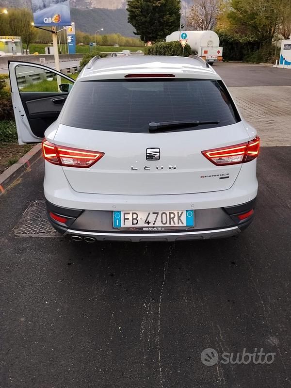Usata Seat Leon X-Perience 4Drive 150 CV (110 kW) 2015 Bianco Station wagon