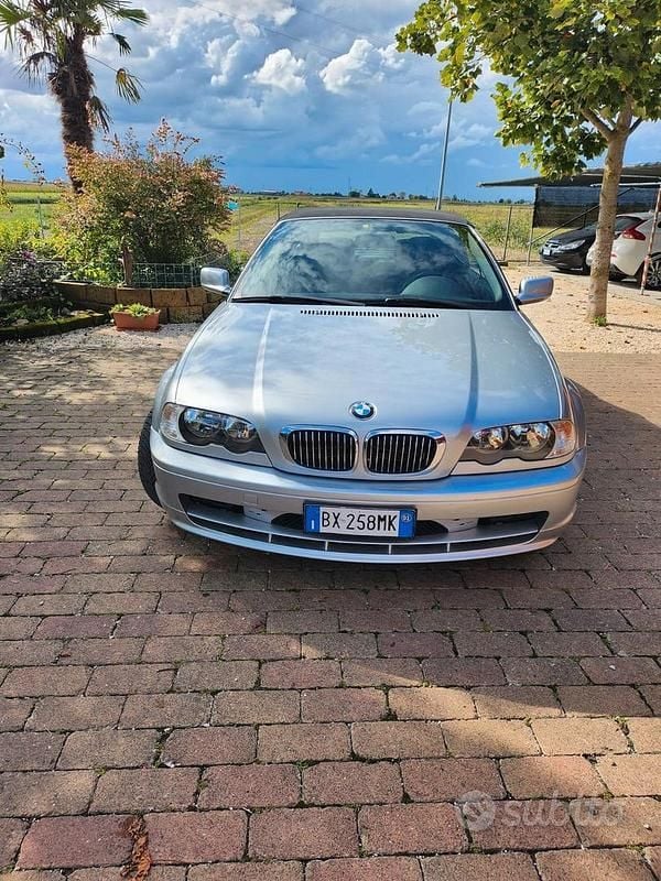 Usata BMW 318 Cabriolet 143 CV (105 kW) 2002 Cabrio