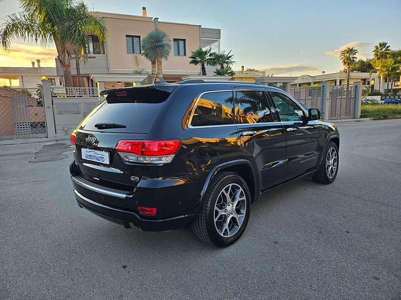 Usata Jeep Grand Cherokee Overland 250 CV (183 kW) 2020 Nero SUV