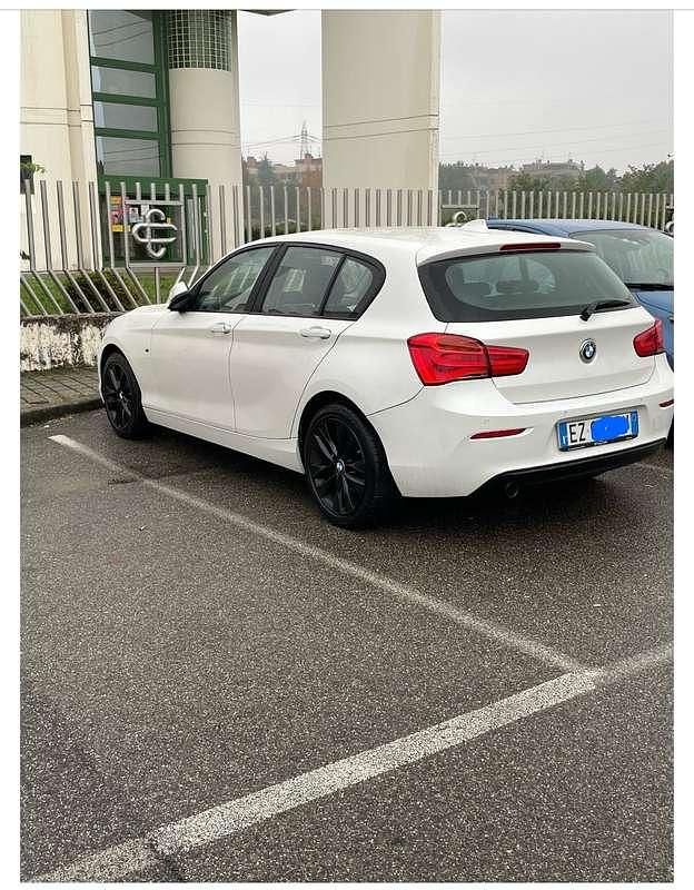 Usata BMW 118 Sport Line 150 CV (110 kW) 2015 Utilitaria