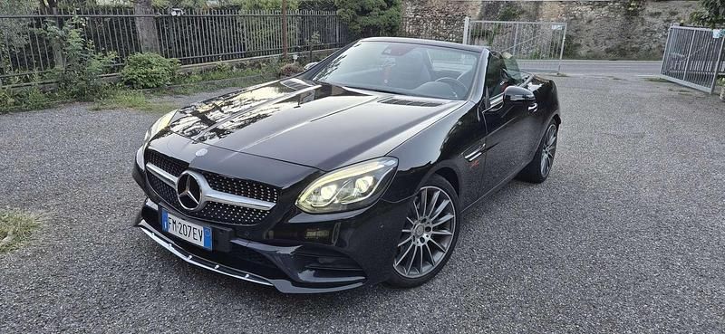 Usata Mercedes SLC200 AMG line 184 CV (135 kW) 2017 Cabrio