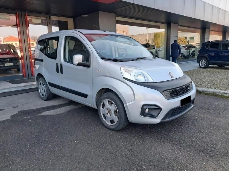 Usata Fiat Qubo Easy 80 CV (58 kW) 2017 Grigio Monovolume