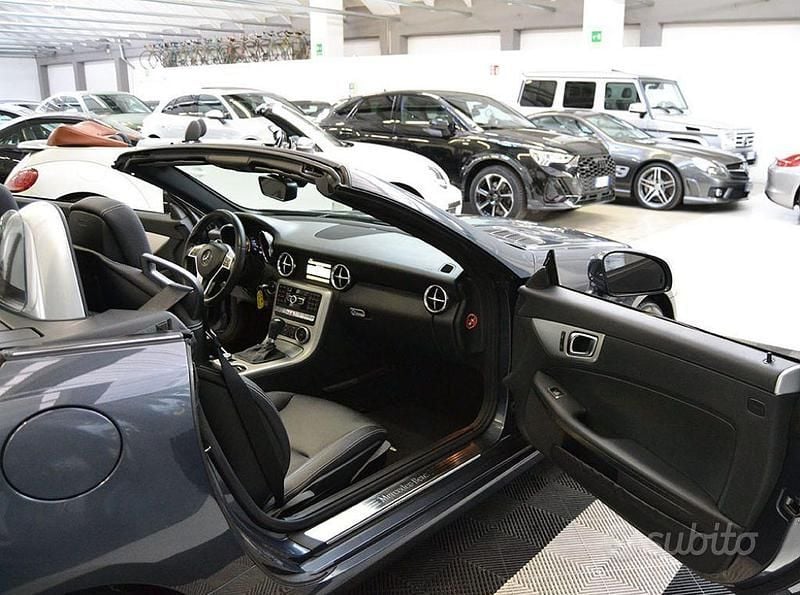 Usata Mercedes SLK200 184 CV (135 kW) 2013 Grigio Cabrio