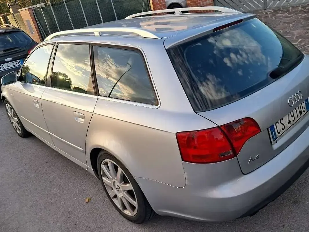 Usata Audi A4 Ambiente 140 CV (102 kW) 2005 Station wagon