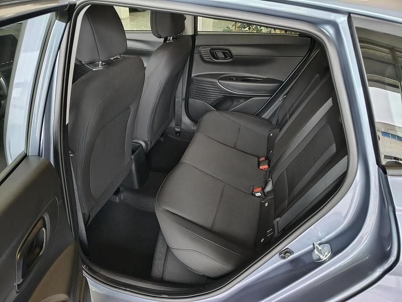 Nuova Hyundai i20 78 CV (57 kW) 2026 Bicolor Utilitaria
