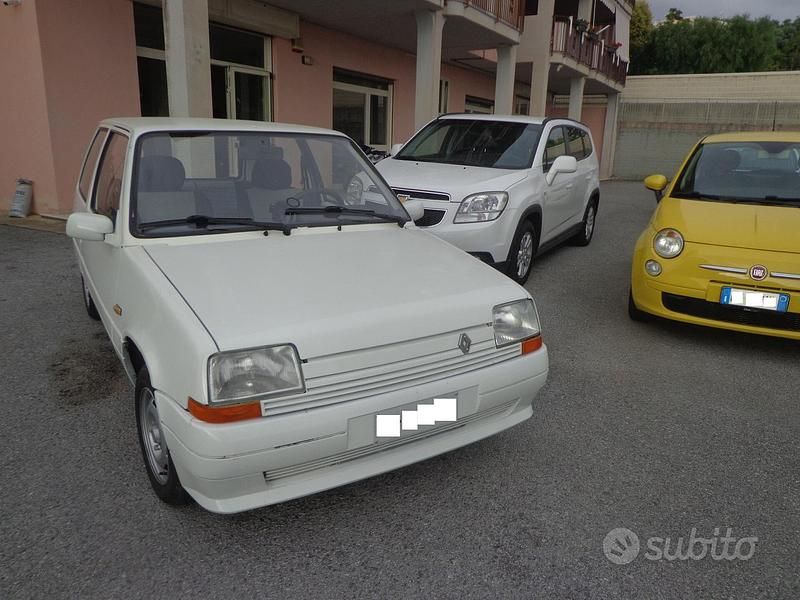 Usata Renault Super 5 Campus 41 CV (30 kW) 1990 Bianco Utilitaria