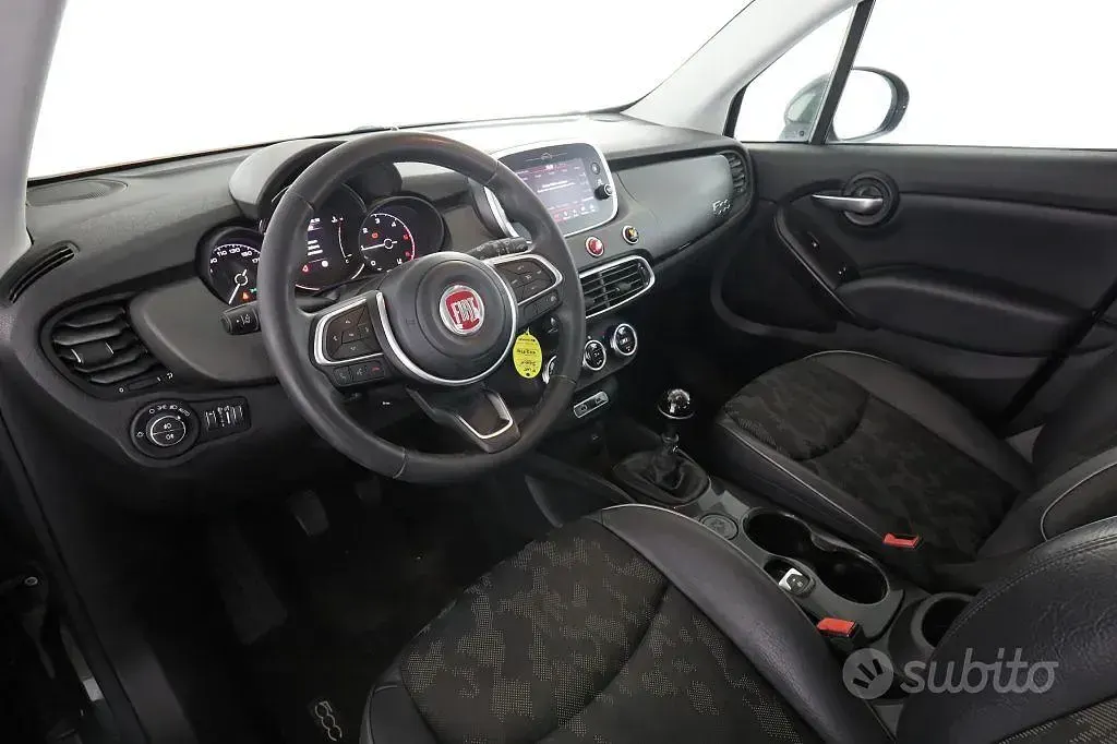 Usata Fiat 130 Cross 129 CV (94 kW) 2022 Verde Berlina