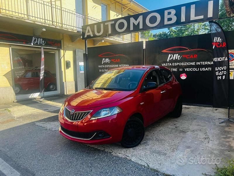 Rosso Usata 2021 Lancia Ypsilon S Due volumi | 7490 € (Super prezzo) - Immagine 1/4